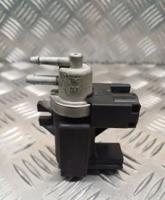 Audi A4 S4 B7 8E 8H Turbo solenoid valve 8E0906627C