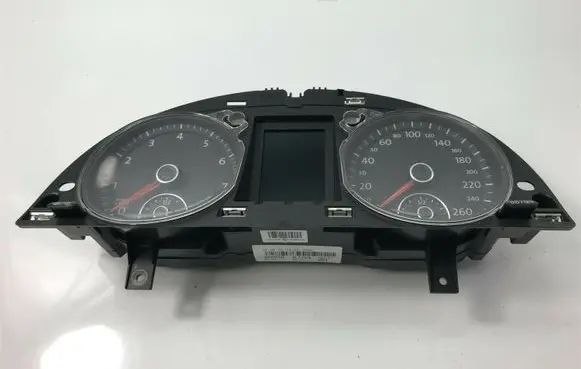 Volkswagen PASSAT B7 Speedometer (instrument cluster) 3AA920870Q S1375