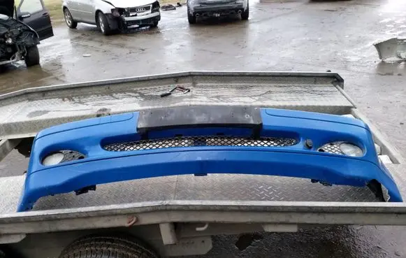 Mercedes-Benz C W203 Front bumper
