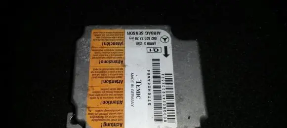 Mercedes-Benz E W210 Airbag control unit/module 0028203226 d7t0h28a854