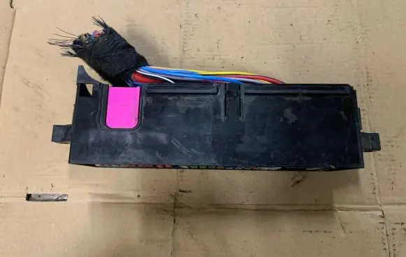 Skoda Fabia Mk1 (6Y) Fuse box set 5J0937615A