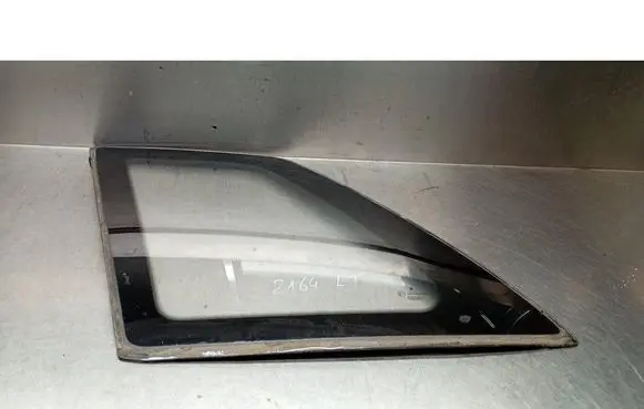 Suzuki Swift Cultus Rear side window