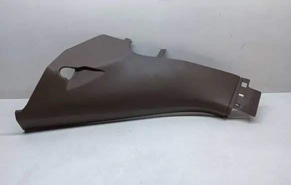 Porsche Cayenne (92A) (C) pillar trim 7P0867765