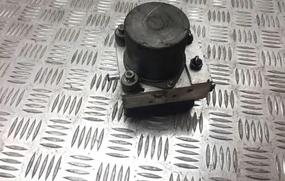 Audi A4 S4 B7 8E 8H ABS Pump 8E0910517H014