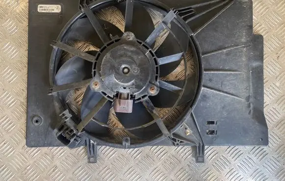 Ford Fiesta Electric radiator cooling fan C1B18C607AE M161411E