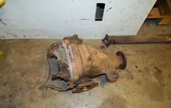 Nissan Pathfinder R51 Rear differential 38311EB300