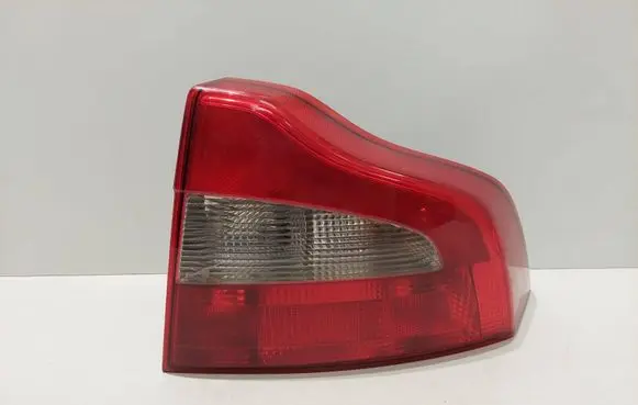 Volvo S80 Rear/tail lights