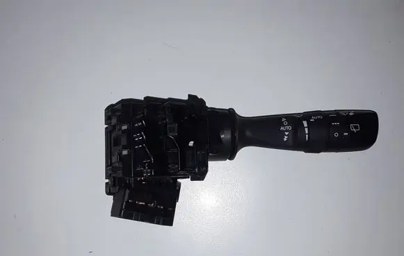 Toyota RAV 4 (XA40) Wiper switch 17F864