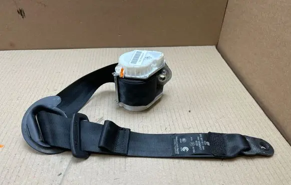Volkswagen Amarok Rear seatbelt 2H0857811