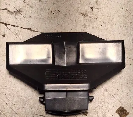 Front bumper mounting bracket
