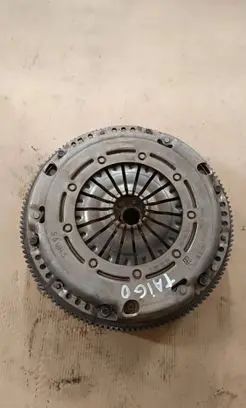 Volkswagen Taigo Clutch set kit 05C105266 05C141025A