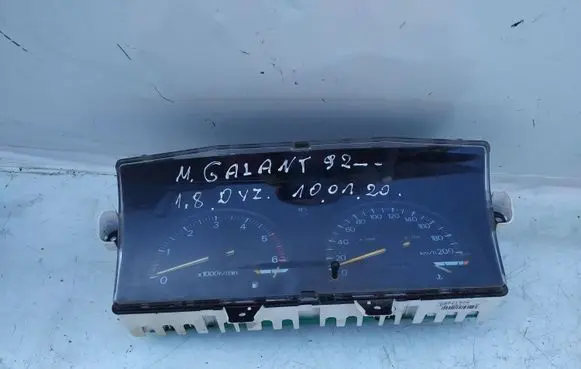 Mitsubishi Galant Speedometer (instrument cluster)