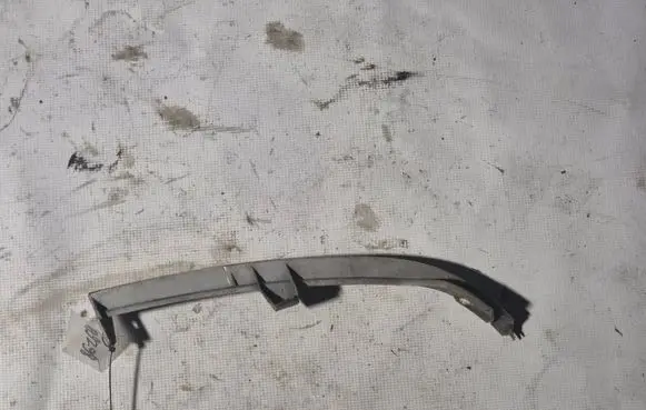 Opel Zafira A Under headlight/headlamp trim 90580651