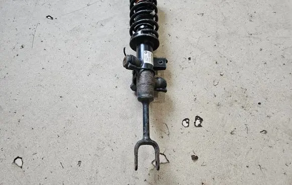 BMW 6 F12 F13 Front shock absorber/damper 6850961 6863125