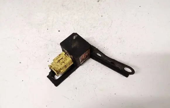 Toyota Yaris Airbag deployment crash/impact sensor 8917452040 89174-52040