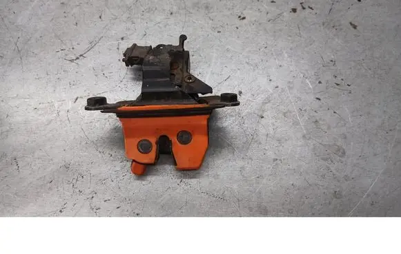 Skoda Fabia Mk1 (6Y) Tailgate/trunk/boot lock/catch/latch 6Y08275010