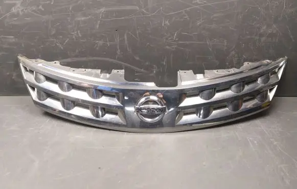 Nissan Murano Z50 Front bumper upper radiator grill 62310CA000