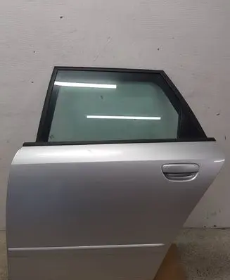 Audi A4 S4 B6 8E 8H Rear door