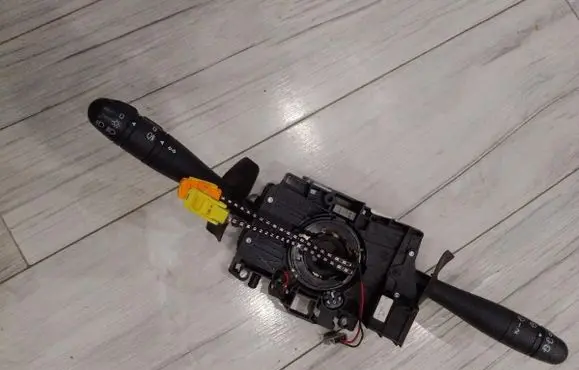 Renault Clio II Headlight wiper switch 61760002
