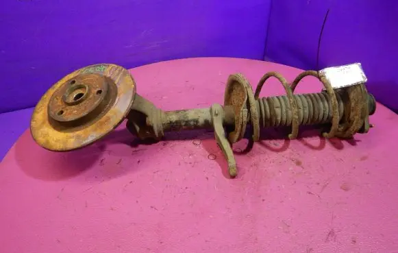 Peugeot 106 Front wheel hub spindle knuckle