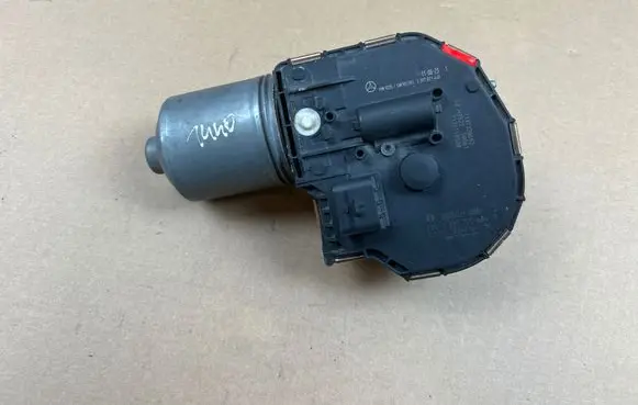 Mercedes-Benz C W204 Wiper motor 1397220666