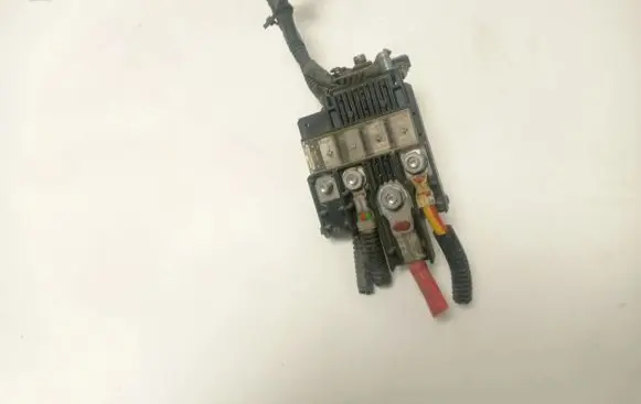 Positive cable (battery)