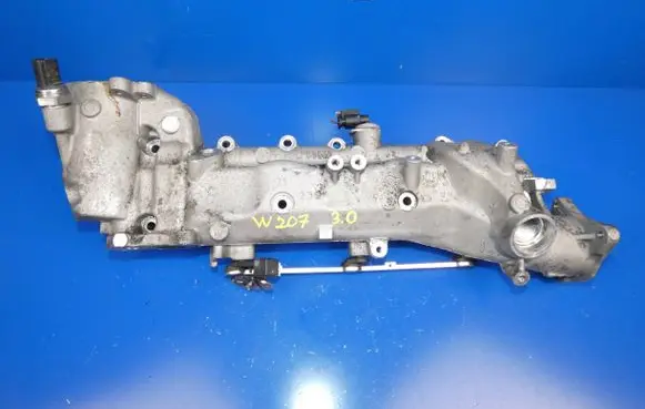 Mercedes-Benz E A207 Intake manifold A642090 00066461