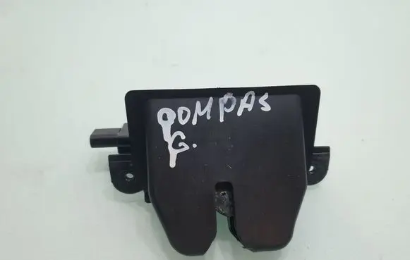 Jeep Compass Tailgate/trunk/boot lock/catch/latch 68247936AB