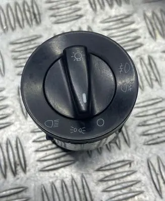 Volkswagen Golf IV Light switch 1196100600