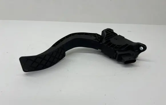 Audi A5 Accelerator throttle pedal 8W1723523 6PV01164201