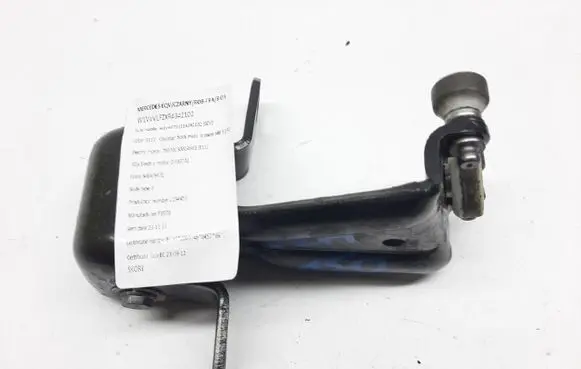 Mercedes-Benz EQV 447 Sliding door middle roller runner A4477600547