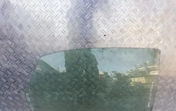 Honda Accord Rear door window glass