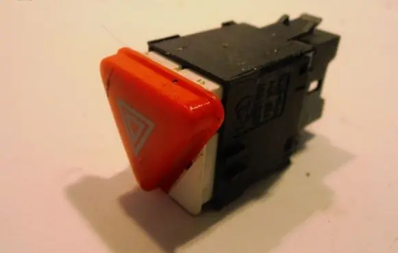 Volkswagen Transporter - Caravelle T5 Hazard light switch