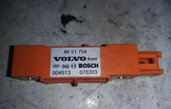 Volvo XC90 Airbag deployment crash/impact sensor 8651754