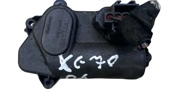 Volvo XC70 Intake manifold valve actuator/motor 30757452