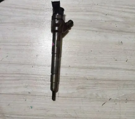 Jaguar F-Pace Fuel injector G4D39K546AA 0445110654