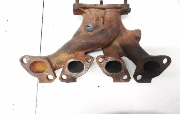 Nissan Primera Exhaust manifold