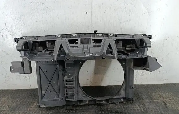 Peugeot 5008 Radiator support slam panel 9686185080