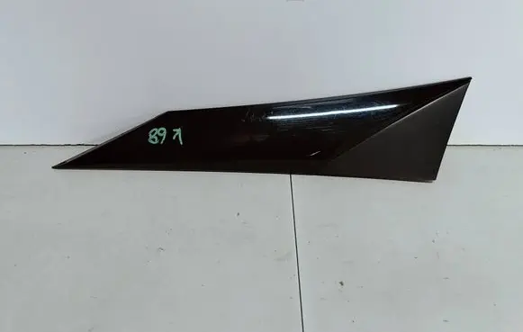 Toyota Aygo AB40 Front arch trim PZ41D-90520 LD127 108646A1
