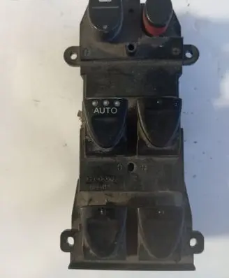 Honda Civic Quarter vent window switch 35750SNAA110M1 65120262 D6130
