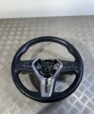 Infiniti Q50 Steering wheel 