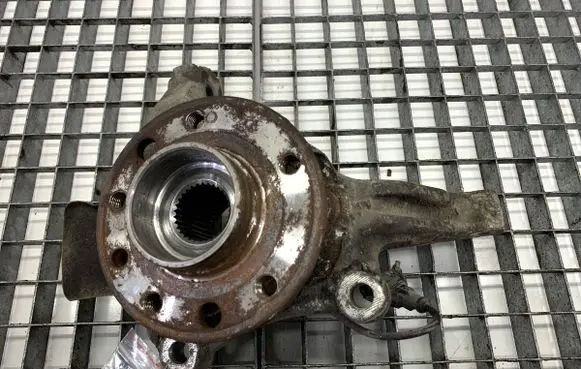Fiat Croma Front wheel hub spindle knuckle 
