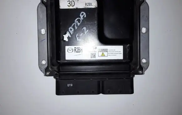 Mazda 6 Engine control unit/module 2757000213