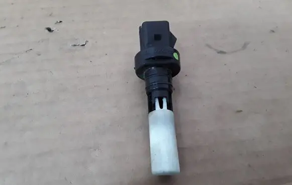 Jaguar S-Type Windshield washer fluid level sensor 0023935 TI0023935