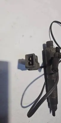 Audi A4 S4 B5 8D Fuel injector 028130201H