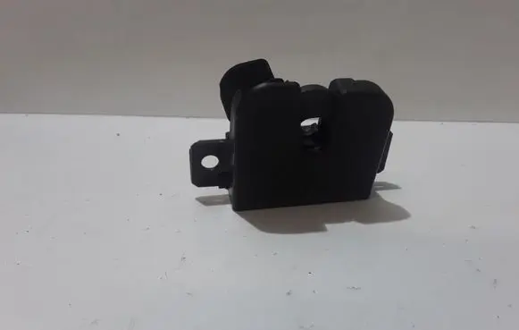 Porsche Cayenne (9PA) Tailgate/trunk/boot lock/catch/latch
