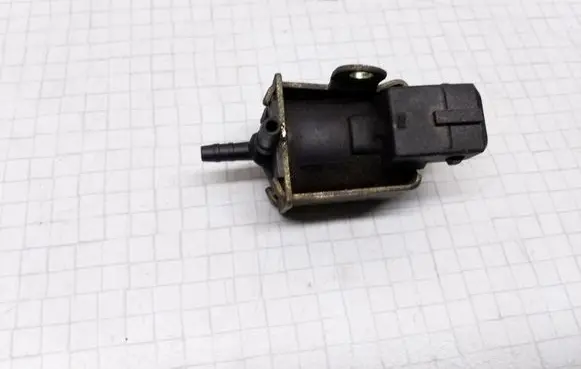 Audi TT Mk1 Turbo solenoid valve 026906283H 97T279 72161000