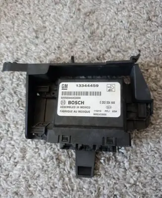 Opel Astra J Parking PDC control unit/module 13344459