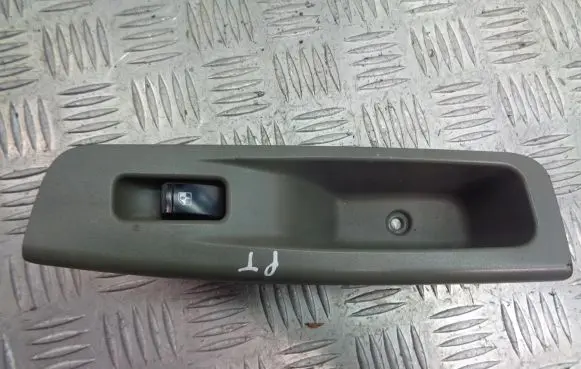 Chevrolet Lacetti Quarter vent window switch 