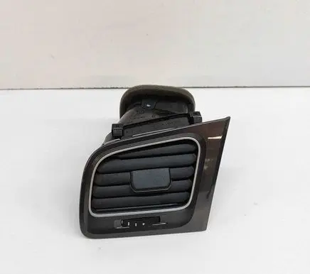 Volkswagen Golf VII Dashboard air vent grill cover trim 5G1819247B 5G1819709B